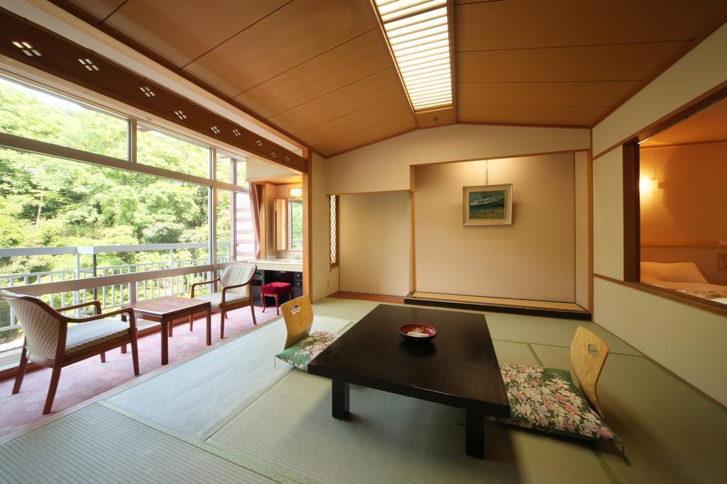 Iizaka Hotel Juraku Fukushima  Esterno foto