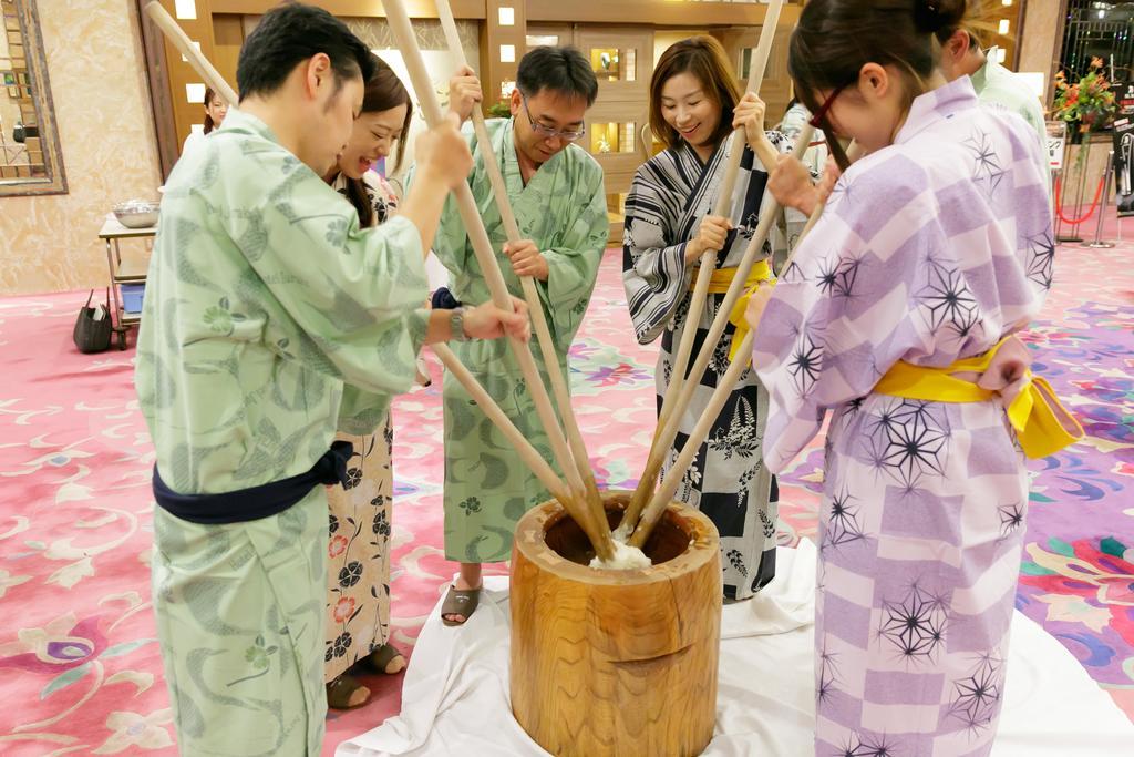 Iizaka Hotel Juraku Fukushima  Esterno foto