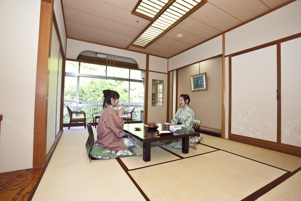Iizaka Hotel Juraku Fukushima  Esterno foto