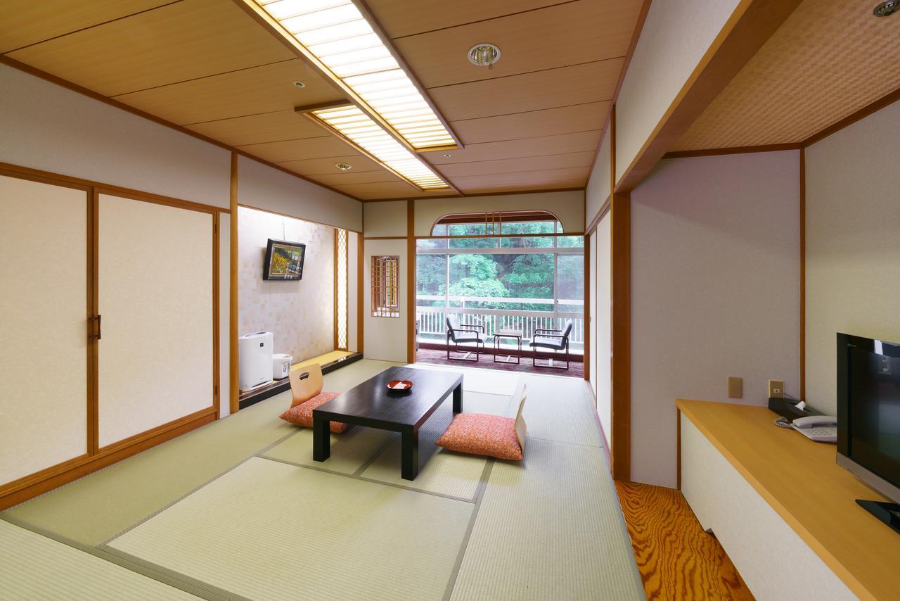 Iizaka Hotel Juraku Fukushima  Esterno foto